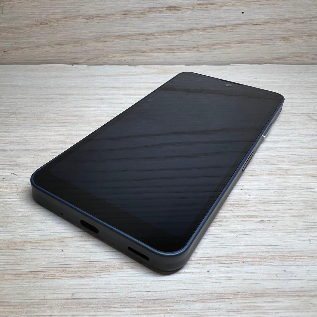 AQUOS wish 3 本体　E86