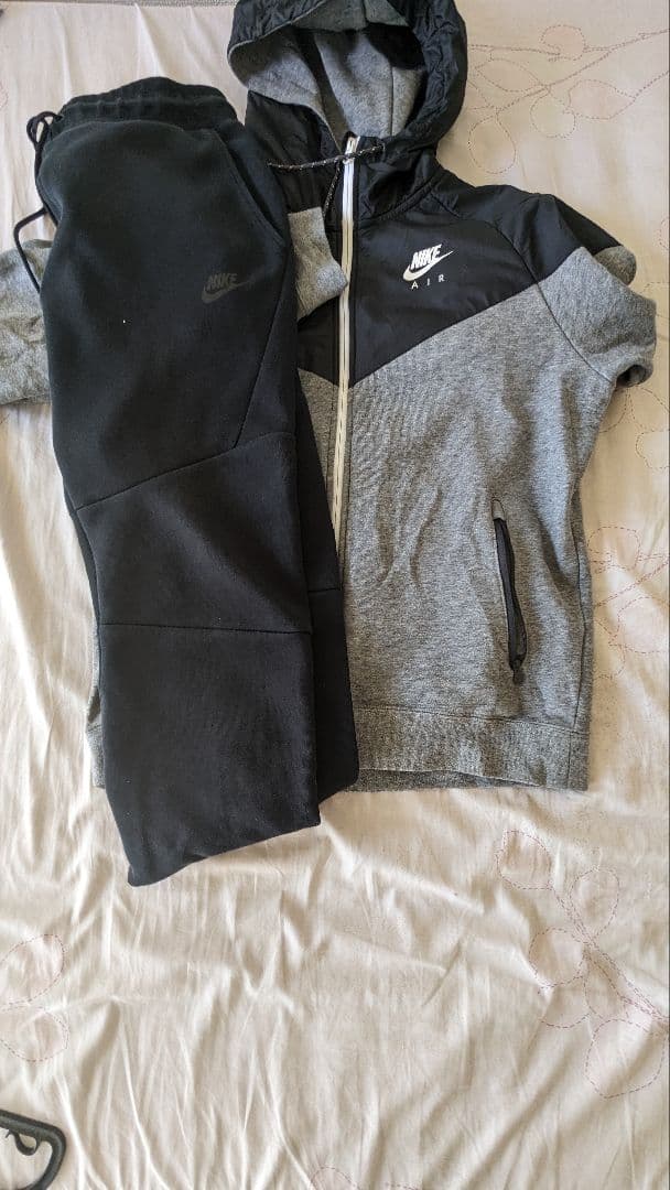 スマホ・タブレット・パソコン NIKE TECH FLEECE SET