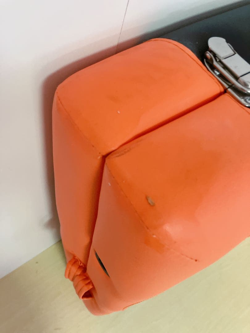 折りたたみ　エステベッド　マッサージベッド　持ち運びカバー付き　組み立て説明書