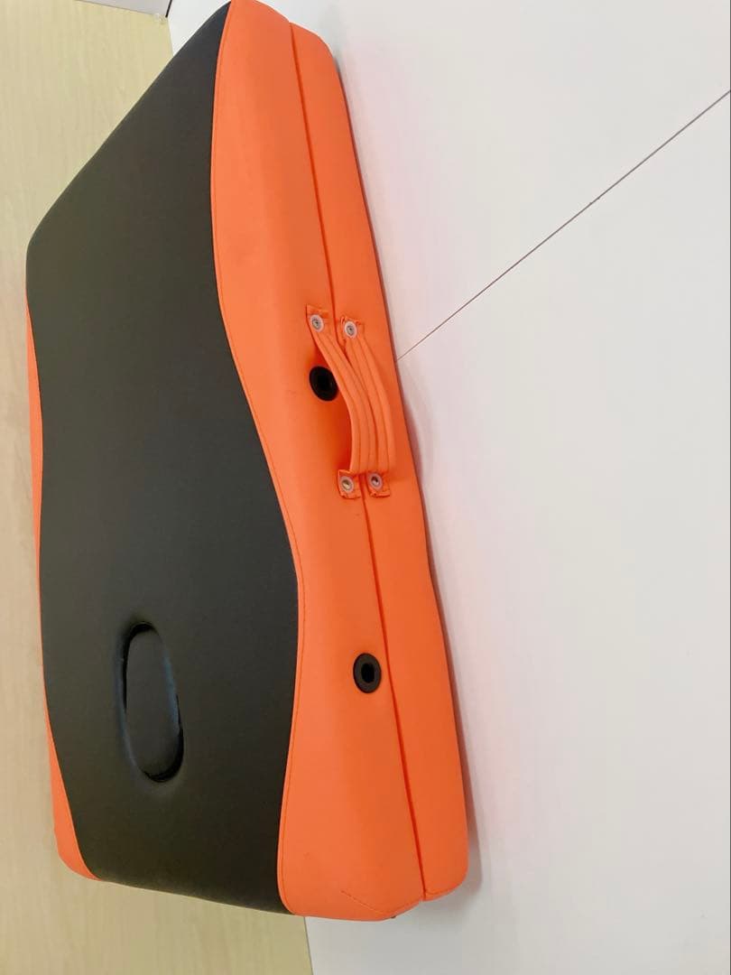 折りたたみ　エステベッド　マッサージベッド　持ち運びカバー付き　組み立て説明書