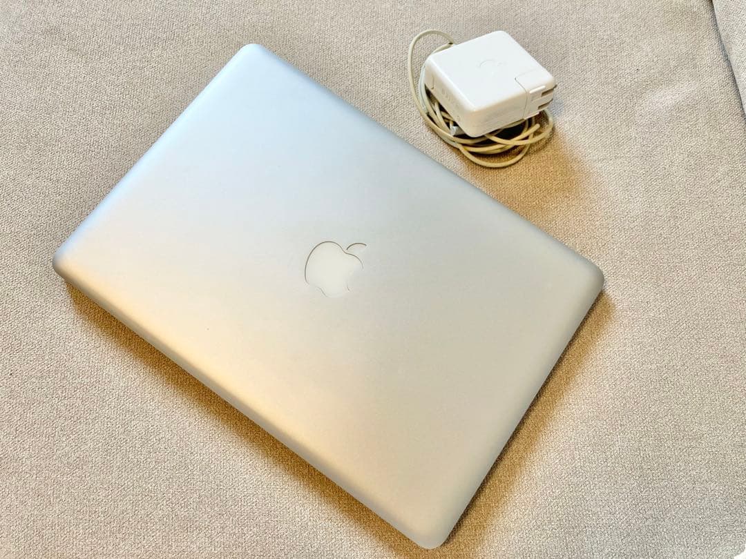 【お値下げ可】Apple MacBook Pro 充電器付き 2010
