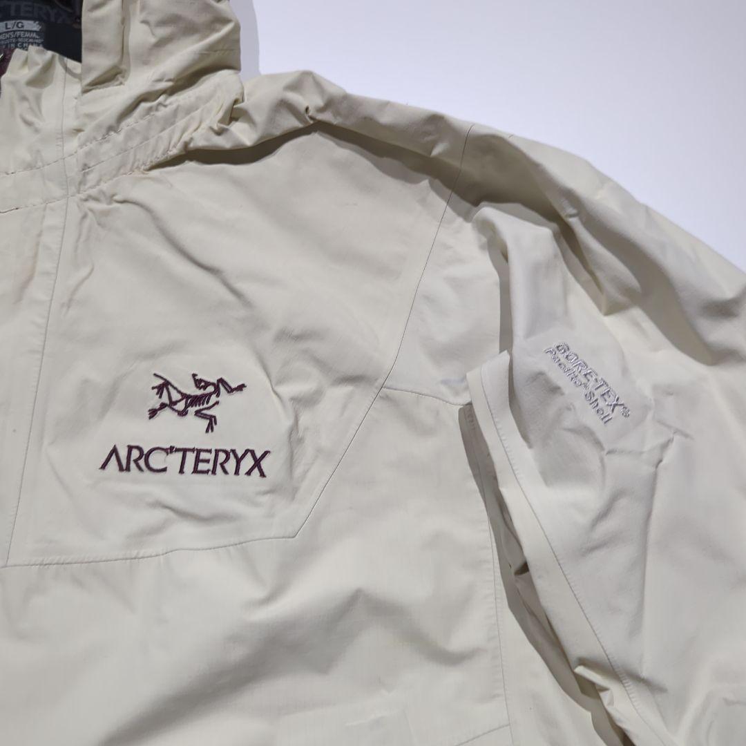 ARC'TERYX BETA SL 中国製 ホワイト レディース Lサイズ