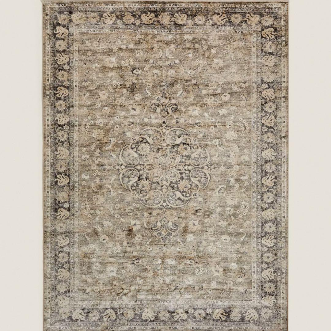 ZARA  ヴィンテージスタイル フラワーラグ