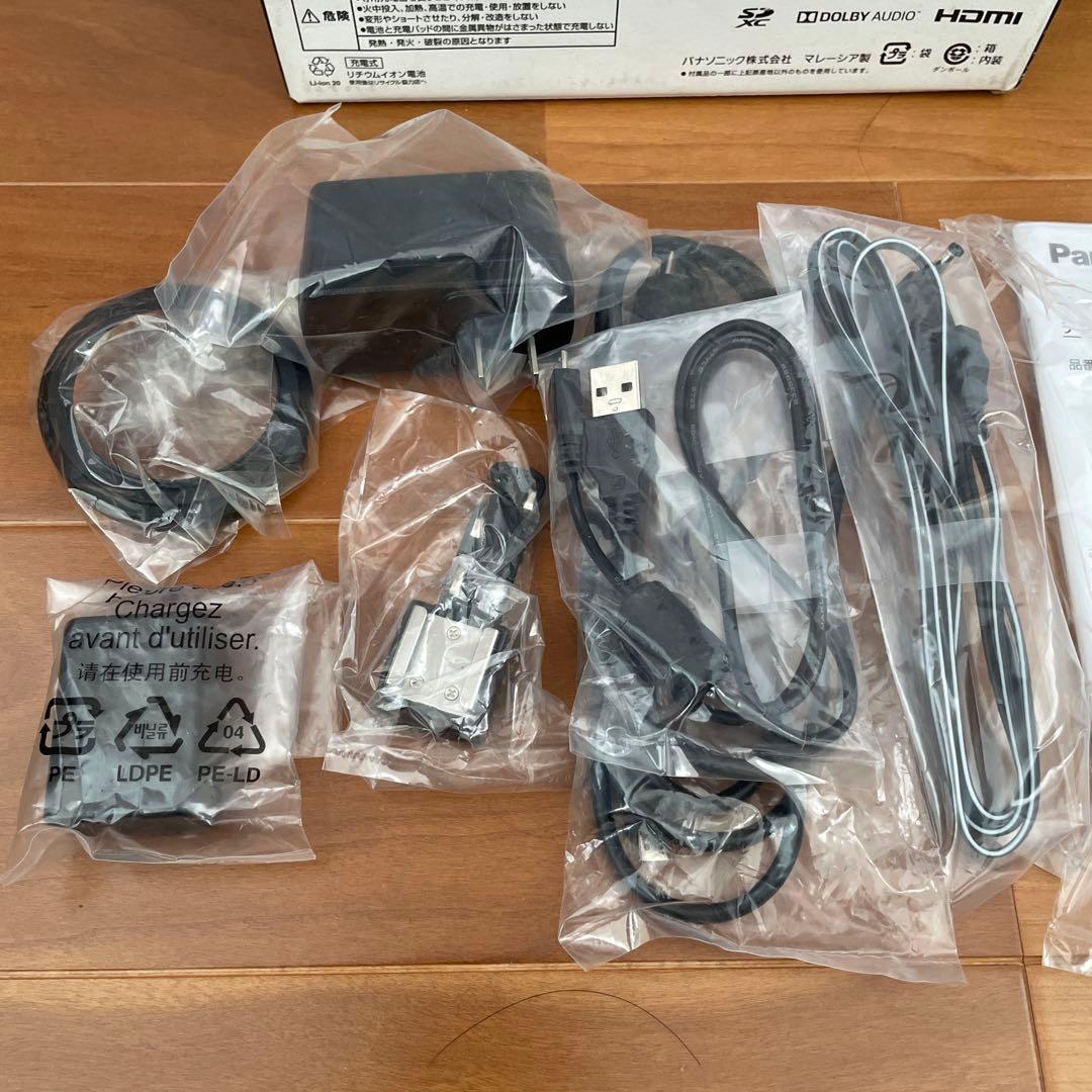 【新品未使用】Panasonic HC-VX985M 4Kビデオカメラ ホワイト