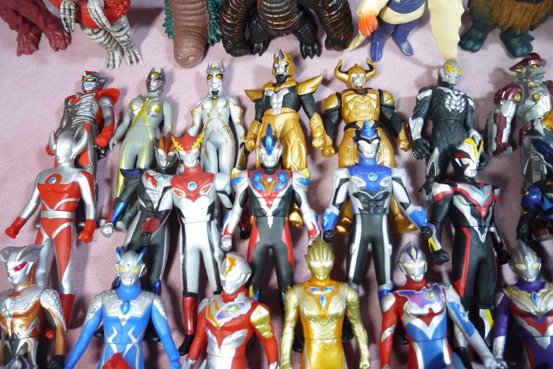 ウルトラヒーローシリーズ500　ウルトラ怪獣シリーズ500　ソフビ117体
