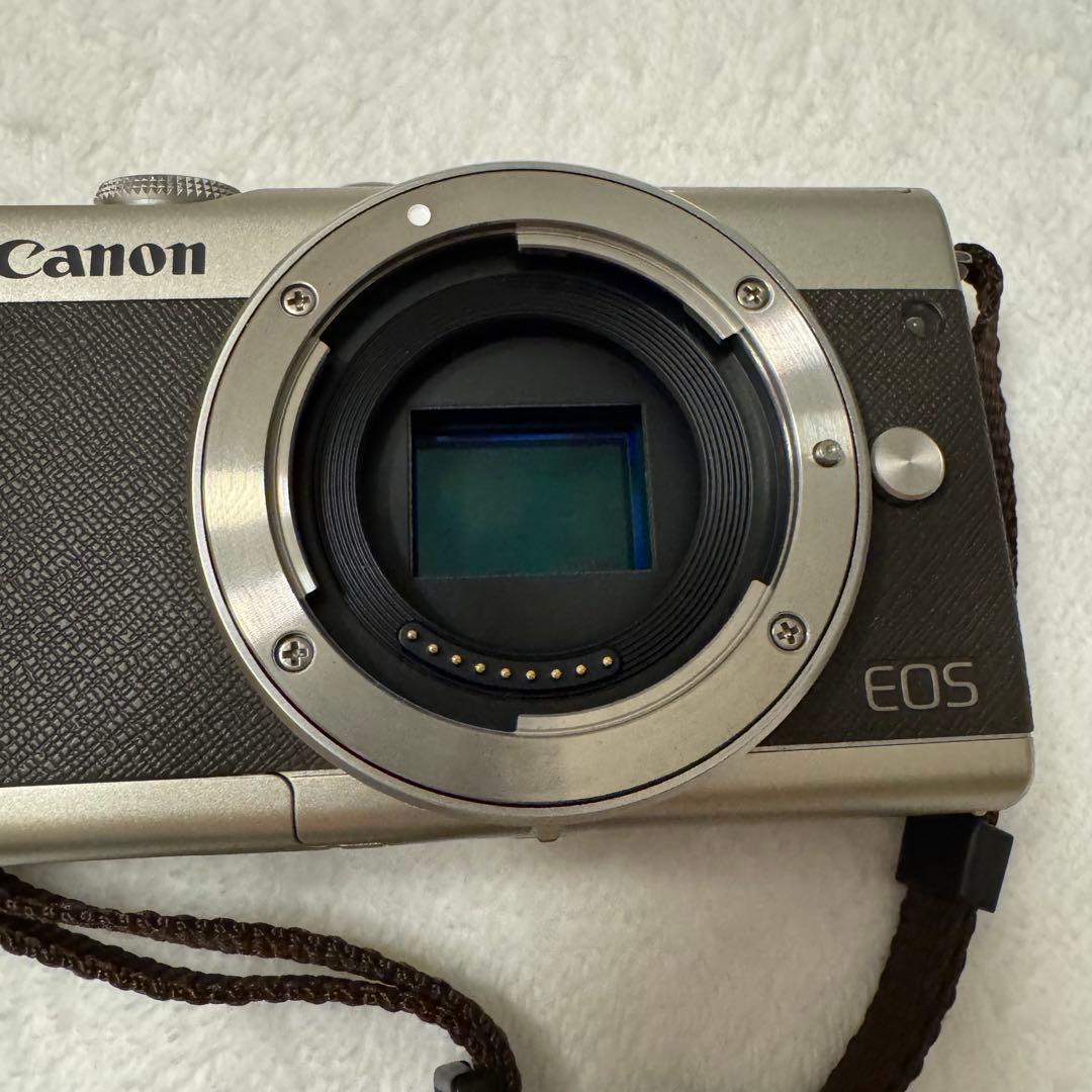 Canon ミラーレスカメラ EOS M200 リミテッドゴールド