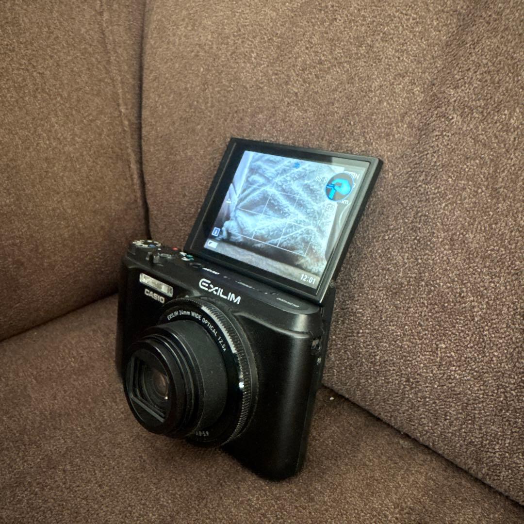 【中古訳アリ】デジカメ　CASIO EXILIM EX-ZR1000 BK