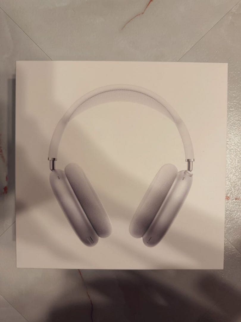 ヘッドホン Apple AirPods MAX