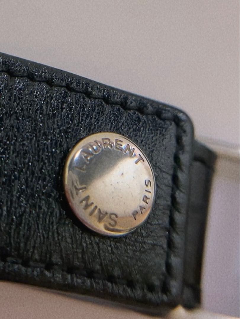 サンローラン　SAINT LAURENT キーホルダー　キーリング　黒　箱付き