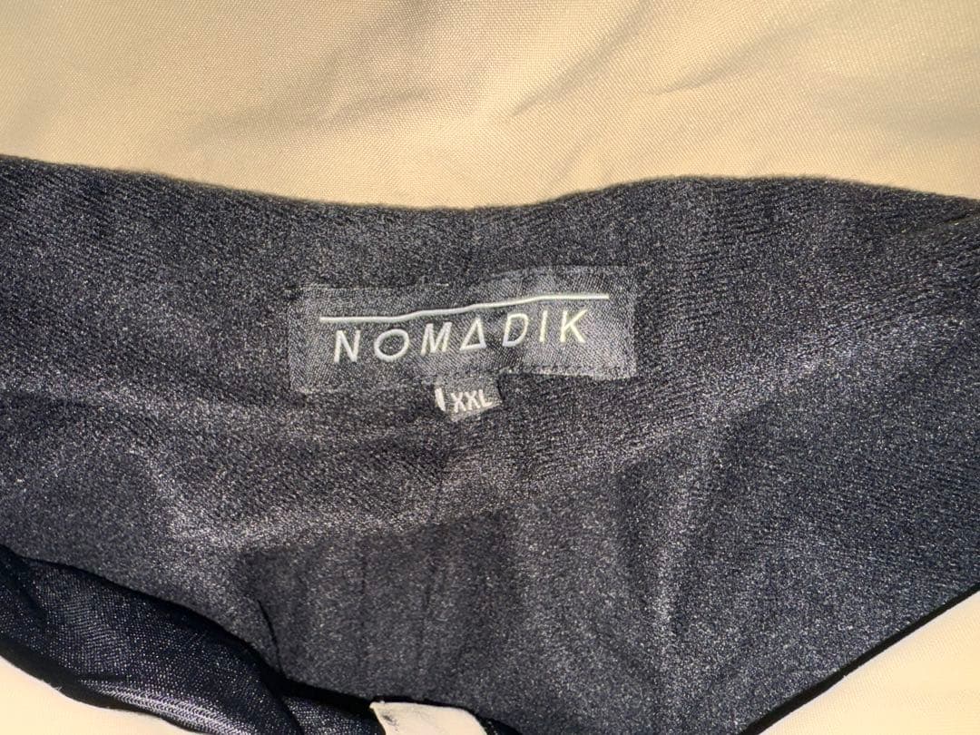 金曜まで値下げ！NOMADIK 777  WEAR XXLサイズ 上下
