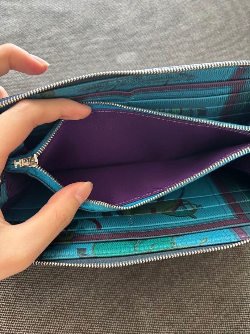 エルメス　長財布　シルクイン　ブルー