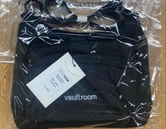 VAULTROOM HOBO BAG SMALL 新品未開封