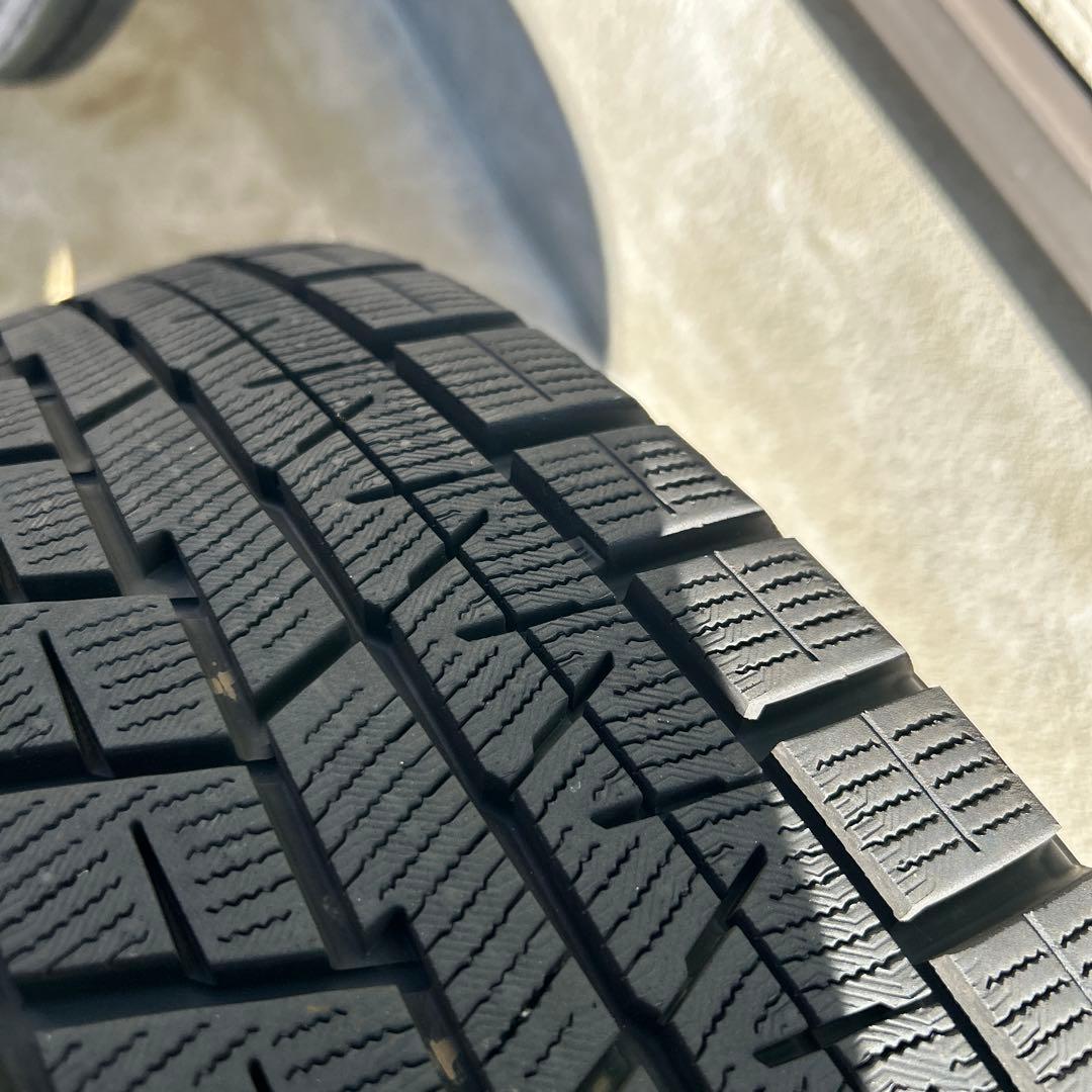 売り切りヨコハマ　スタッドレスタイヤ4本セット　16インチ205/60R16