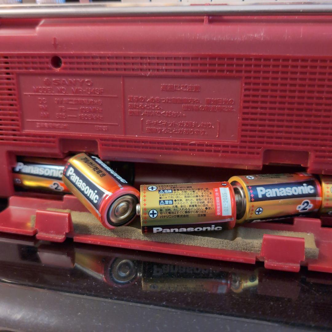 SANYO　MR-U4 SF 赤 カセットプレーヤー