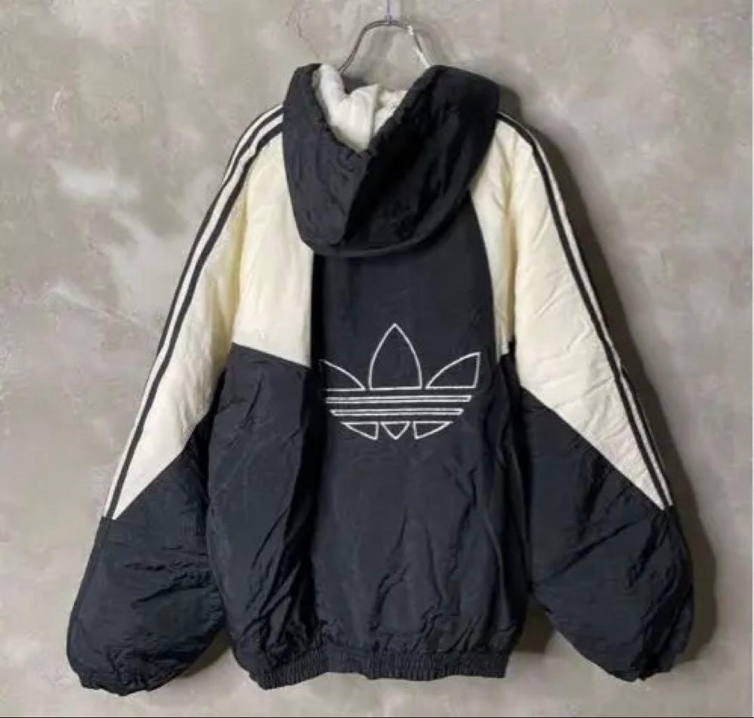 80sヴィンテージ　万国旗　トレフォイル　中綿ジャケット　モノトーン