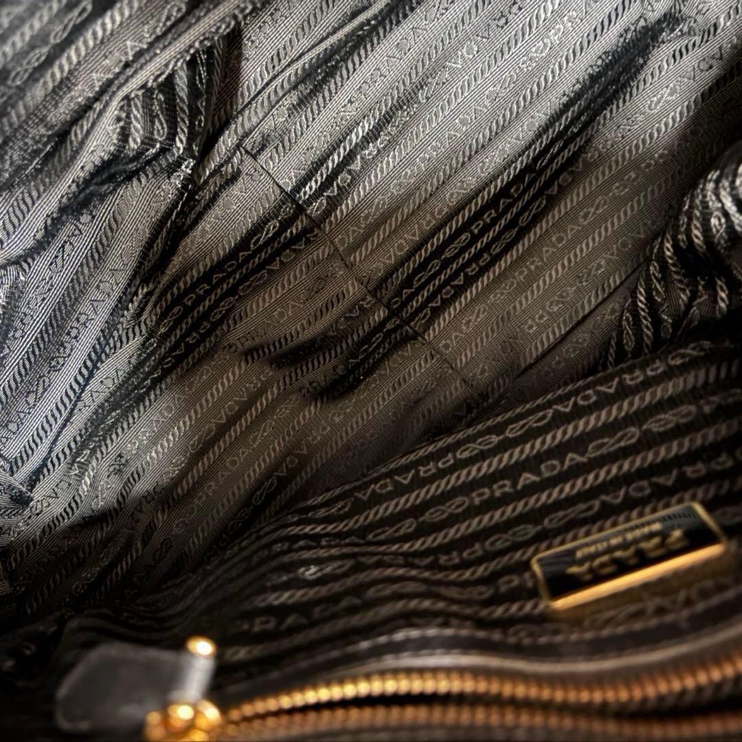 S58　美品PRADA プラダ ギャザー ハンドバッグ 2WAYショルダー