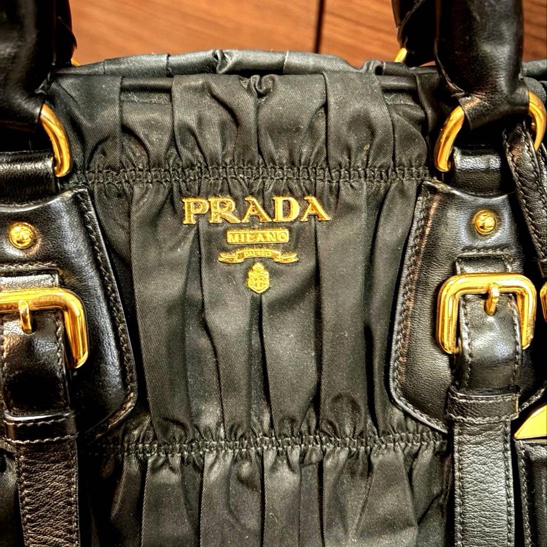 S58　美品PRADA プラダ ギャザー ハンドバッグ 2WAYショルダー