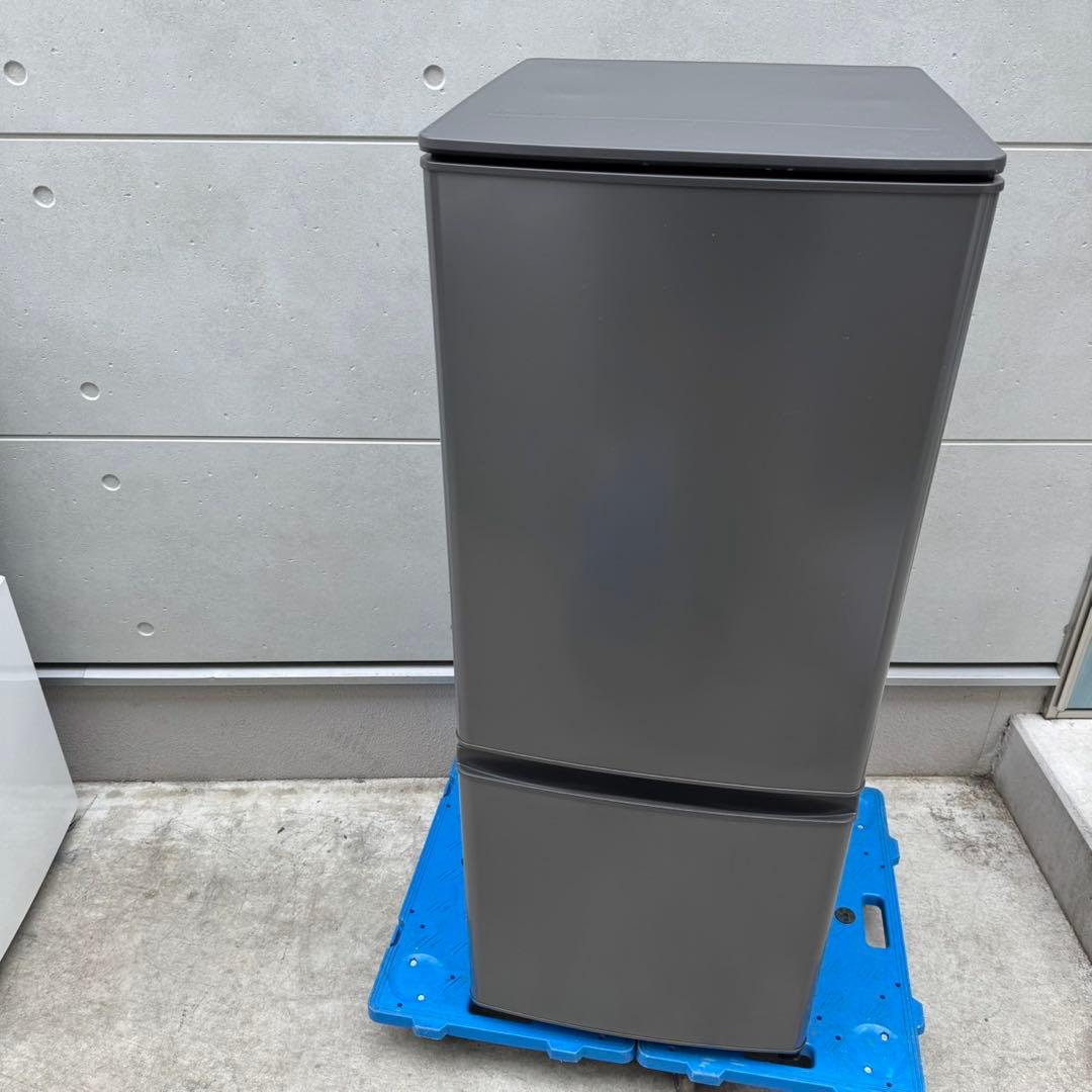 157⭐️2024年製美品★三菱電機　冷蔵庫　グレー　自動霜取り　一人暮らし