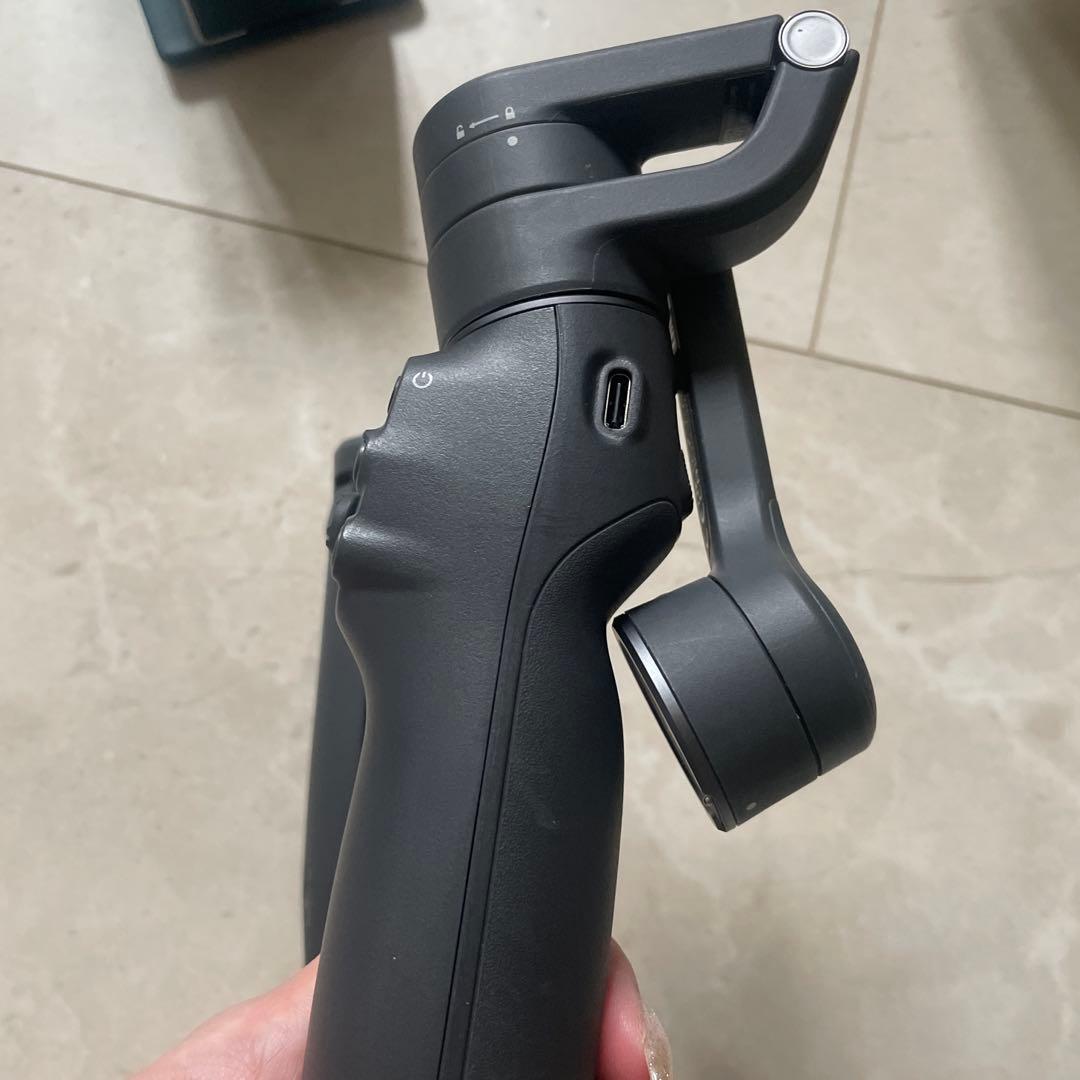 DJI OM6ブラックジンバルスタビライザー