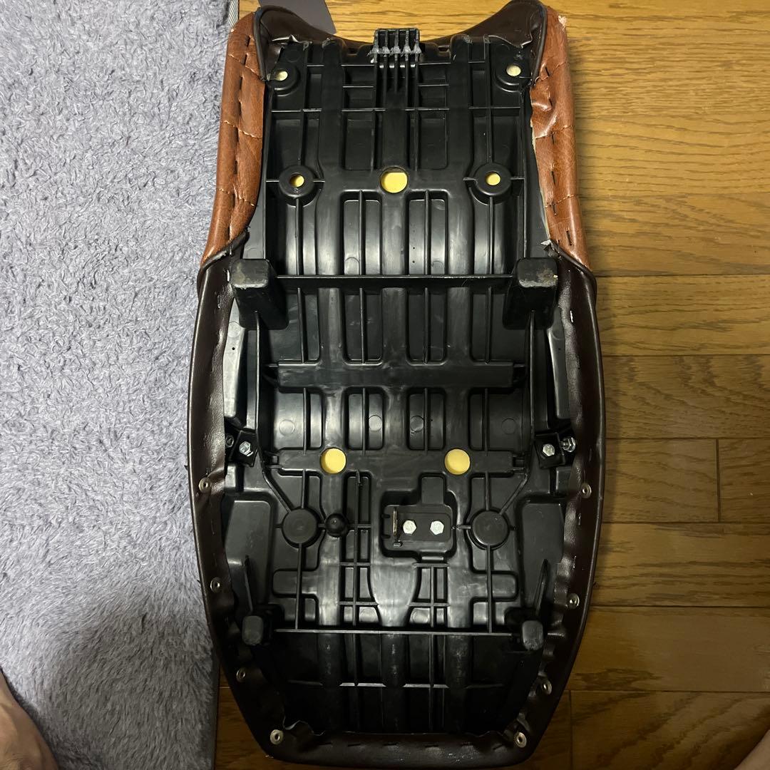 XJR400r 　rh02j 茶ツートン タックロールシート / あんこ抜き