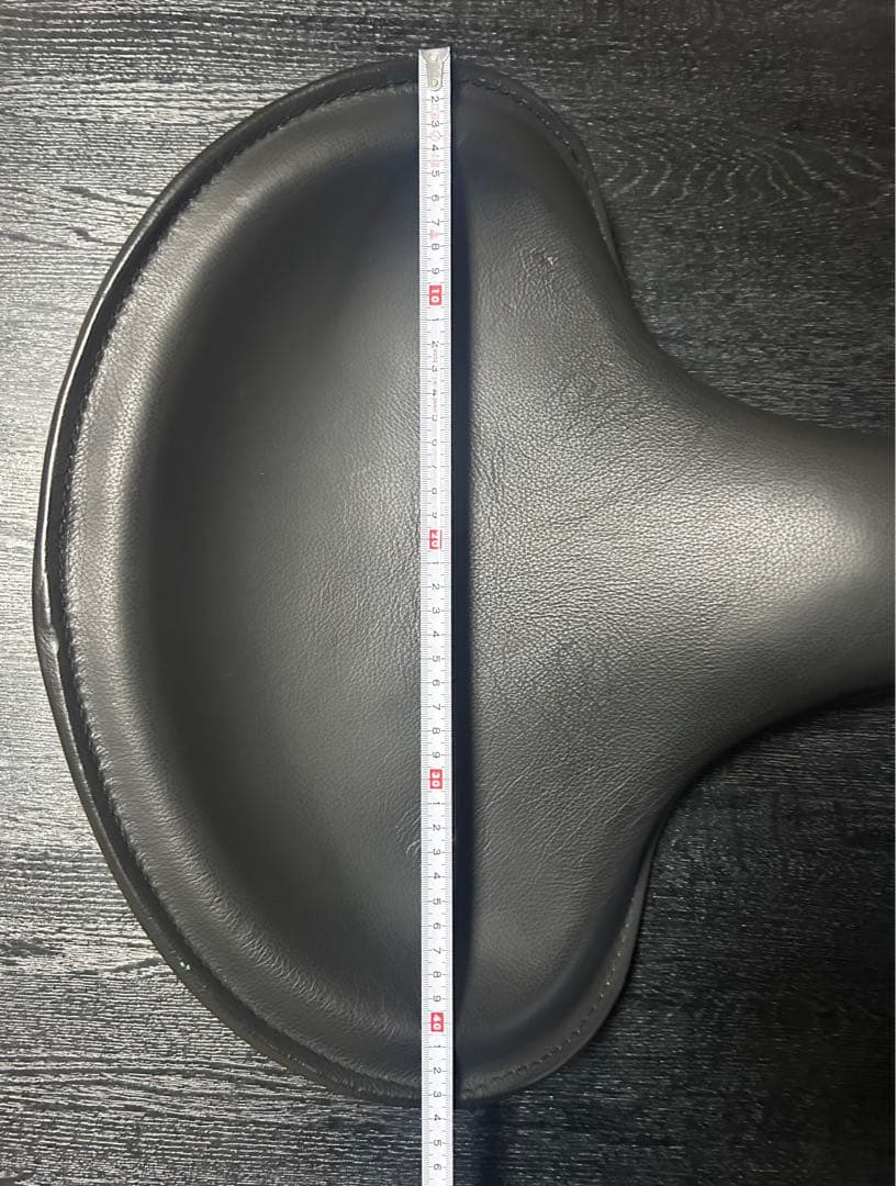 ハーレーダビッドソン　レプリカアーリーソロシート　黒レザー　Ｖ-TWIN製