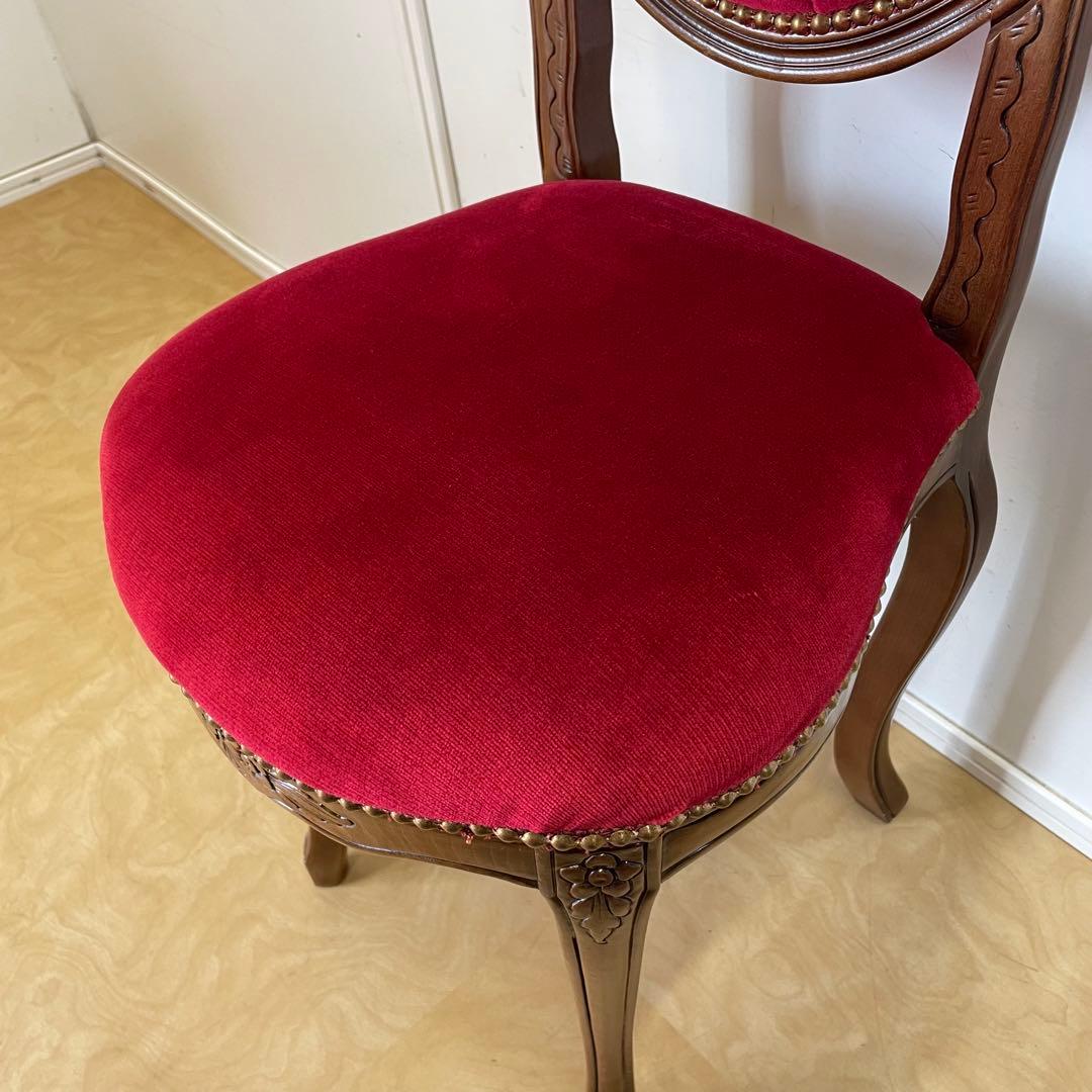 アンティーク調 猫脚チェア① ロココ調 彫刻 鋲 椅子 イス ダイニングチェア