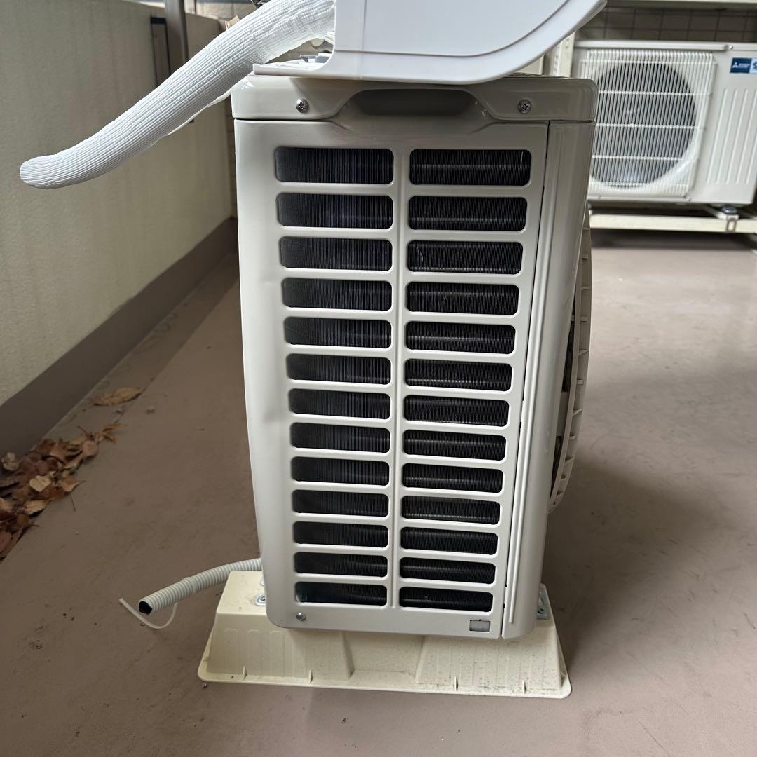 日立 エアコン RAS-AJ22R(W) / RAC-AJ22R 白くまくん