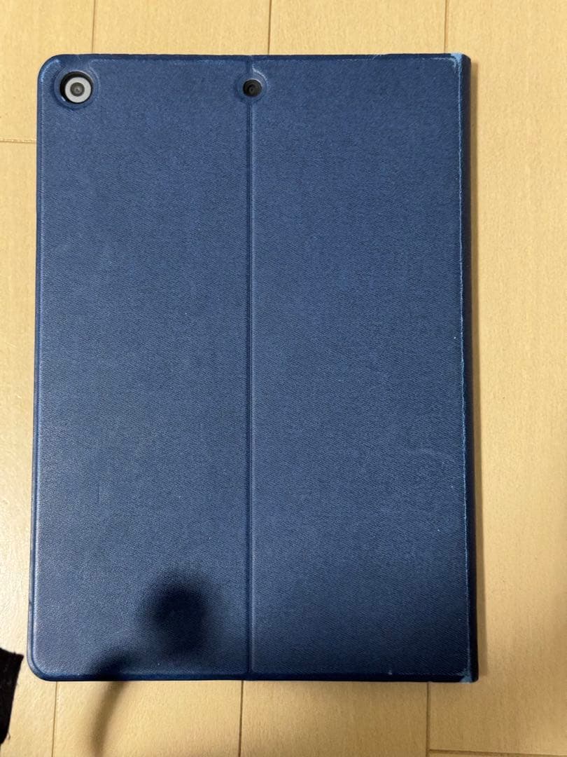 iPad本体 第7世代 ケース付き