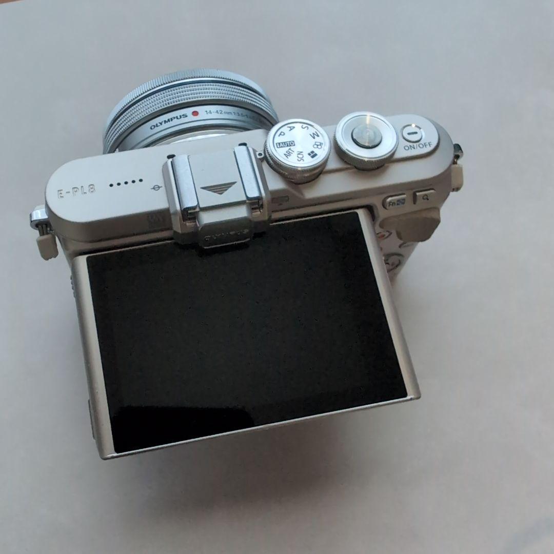 c*u様 OLYMPUS ミラーレスカメラ オリンパス PEN E-PL8 レン