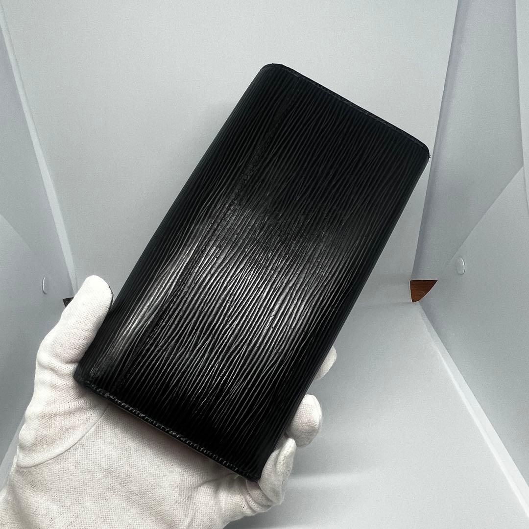 お値下げ不可✨ルイヴィトン✨ブラック✨長財布✨財布✨エピ✨二つ折り財布✨黒