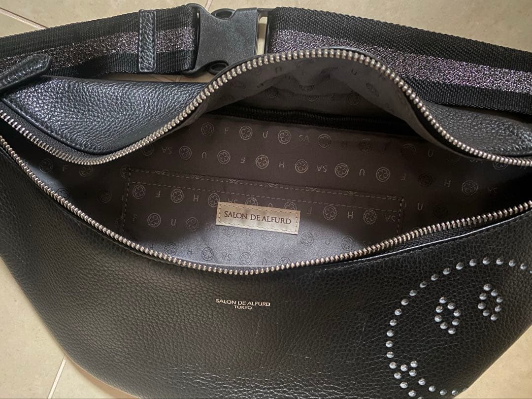 SALON DE ALFURD サロンドアルファード　スマイルウエストポーチ