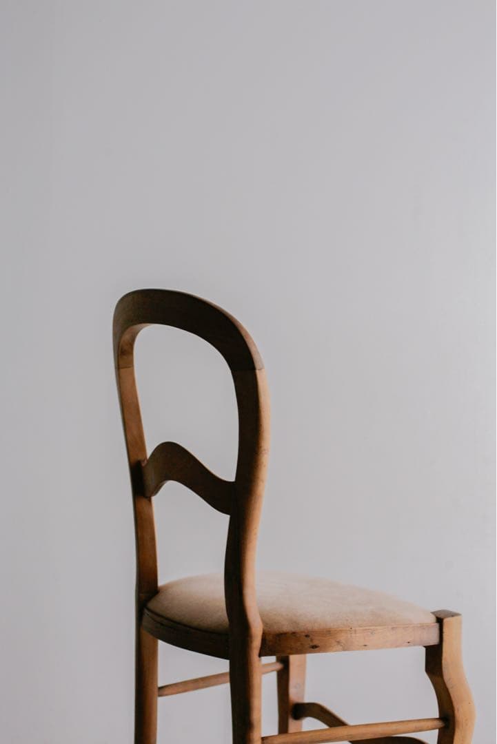 フランス　バルーンチェア　アンティーク 無垢財 モケット張り 古家具 ブロカント