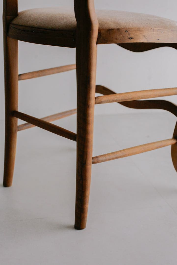 フランス　バルーンチェア　アンティーク 無垢財 モケット張り 古家具 ブロカント