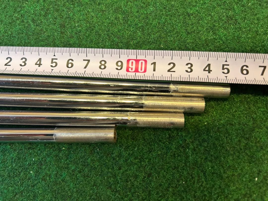 Dynamic Gold Design Tuning シャフト 4本