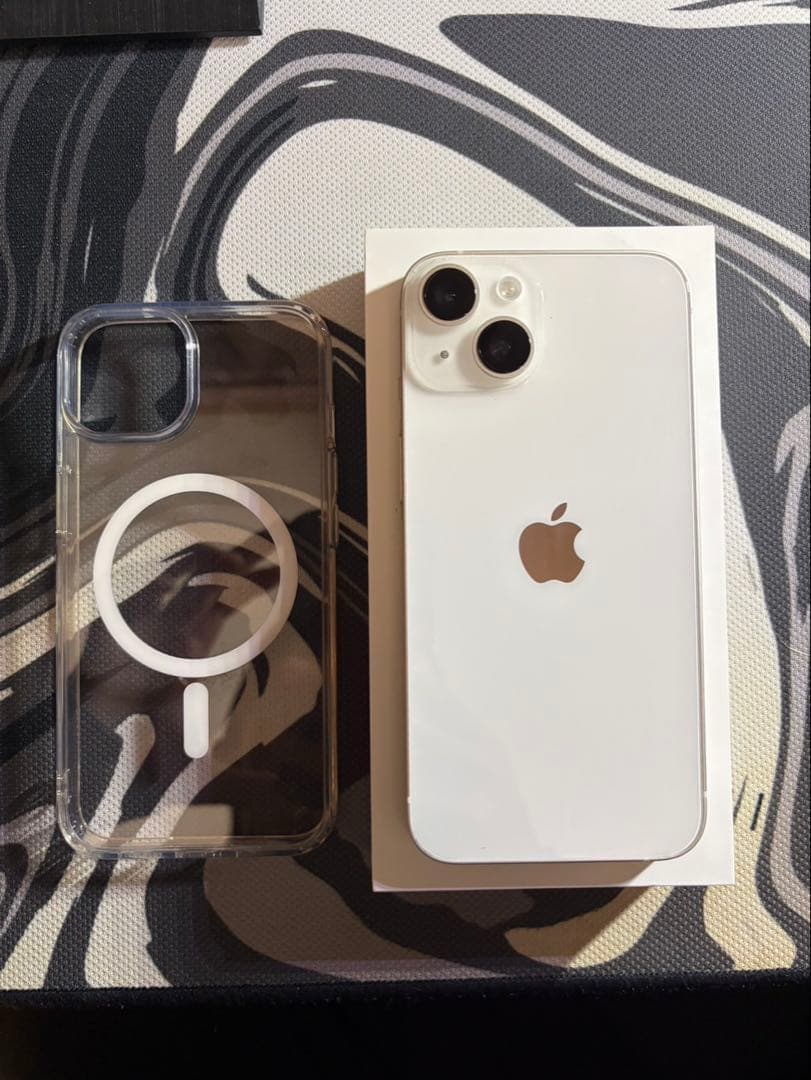 iPhone14 本体 ホワイト 128GB ケース付き