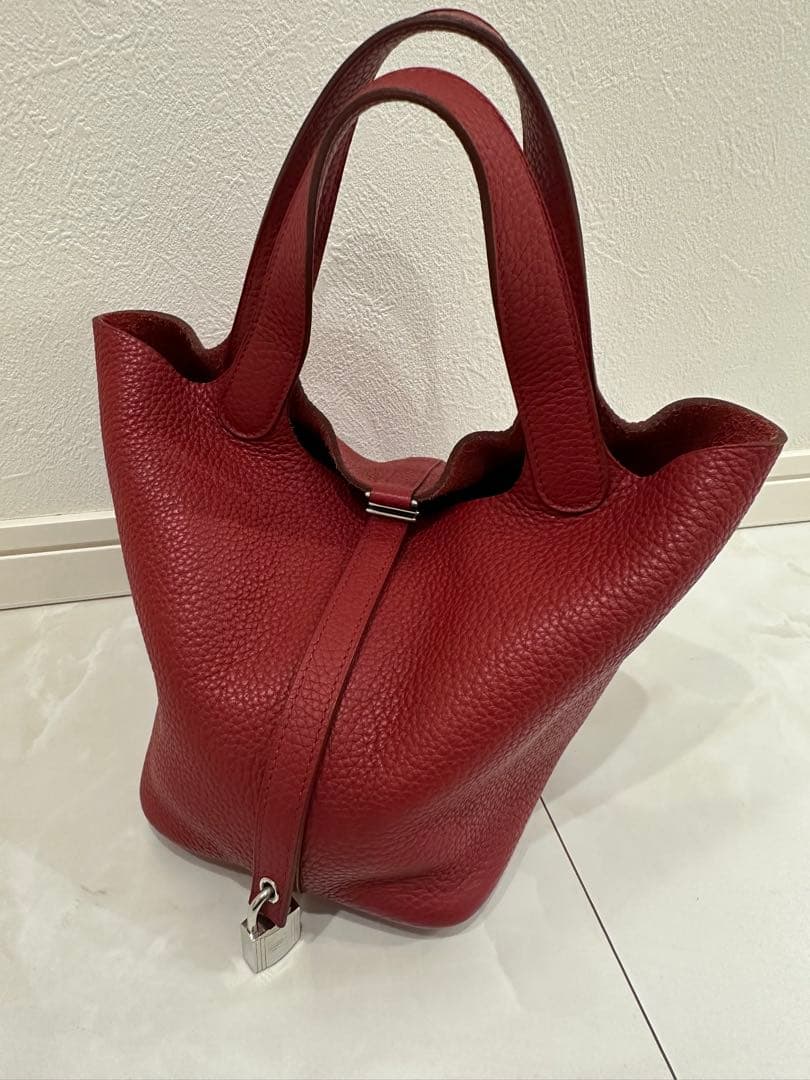 HERMES ピコタンロックpm レッド