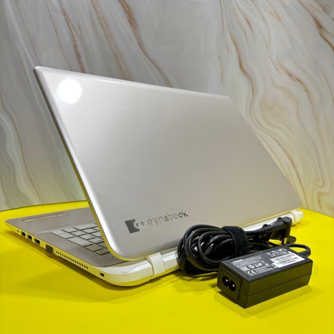 年末大セール!!美品✨ windows11 SSDノートPC✨オフィス カメラ