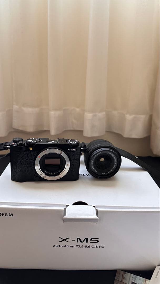 FUJIFILM X-M5 ミラーレスカメラ XC15-45mm