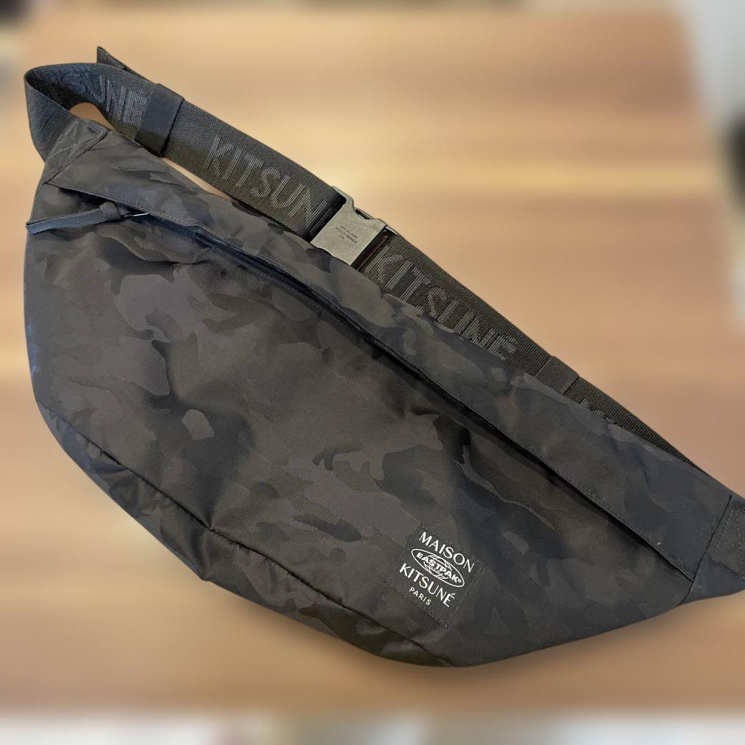 MAISON KITSUNÉ × EASTPAK ボディバッグ　メゾンキツネ