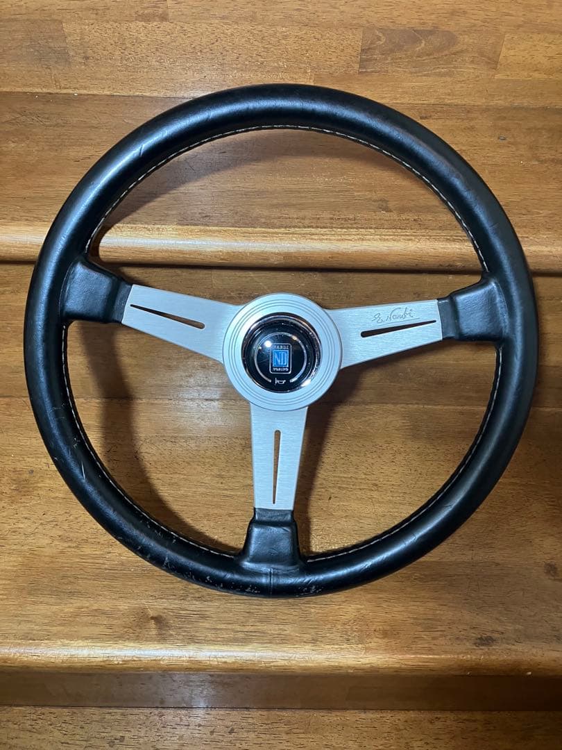 E.Nardi ナルディ　ステアリング　ホーンボタン　ホーンリング