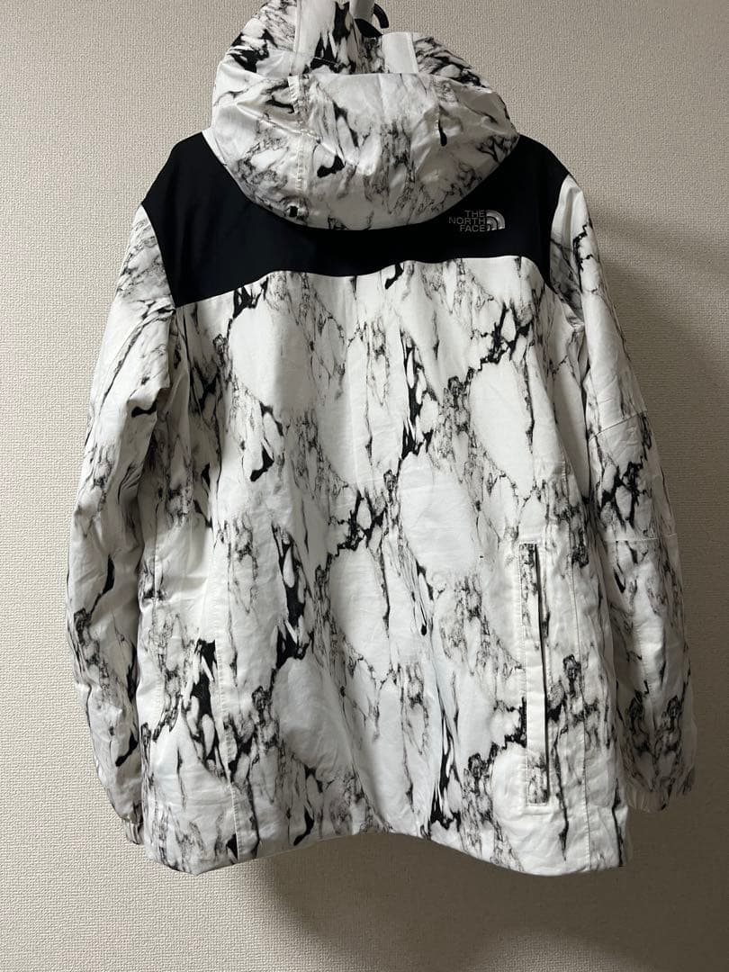 ノースフェイスTHE NORTH FACE スノーボードウェア