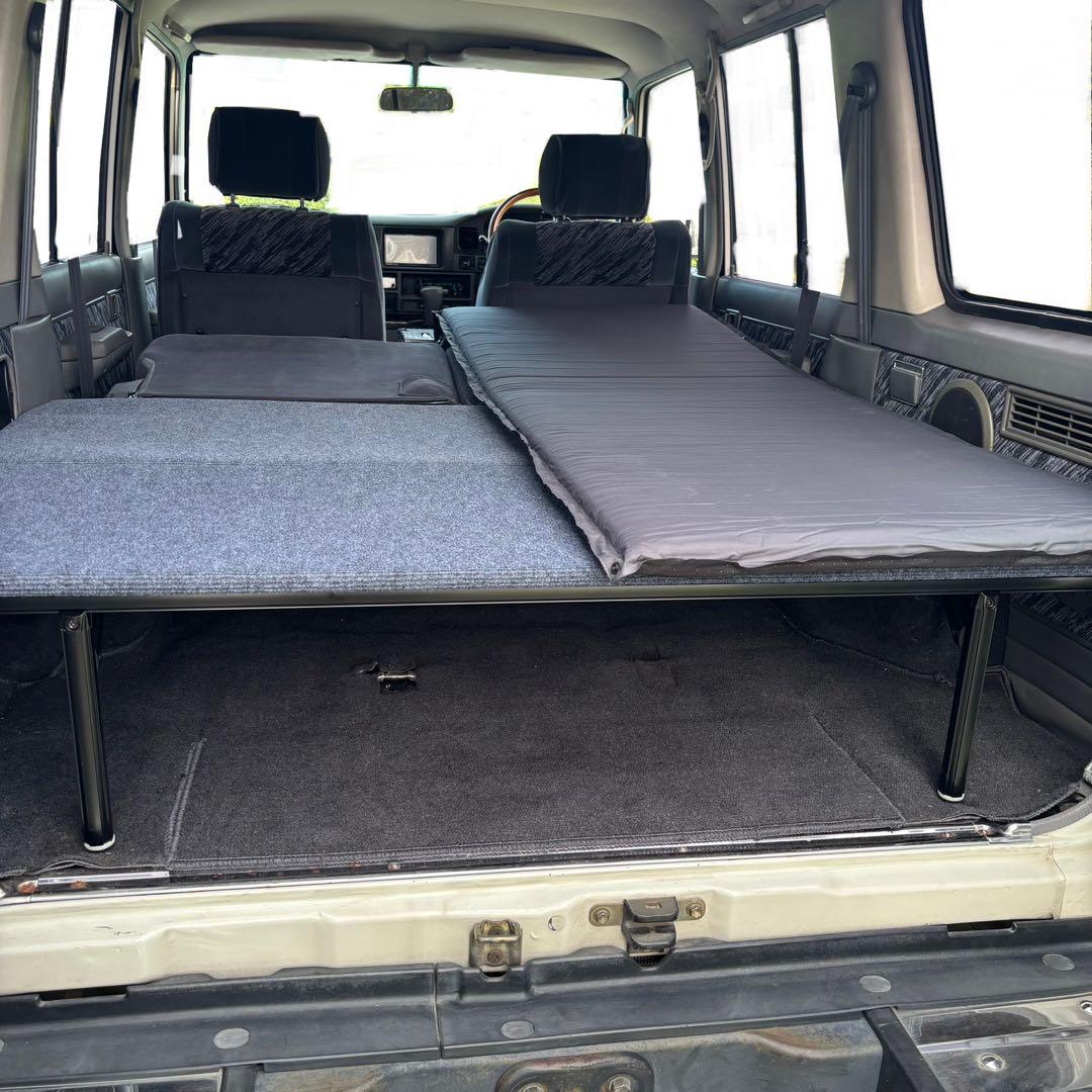 ※ いて　　ランクル70 GDJ76 天板グレー