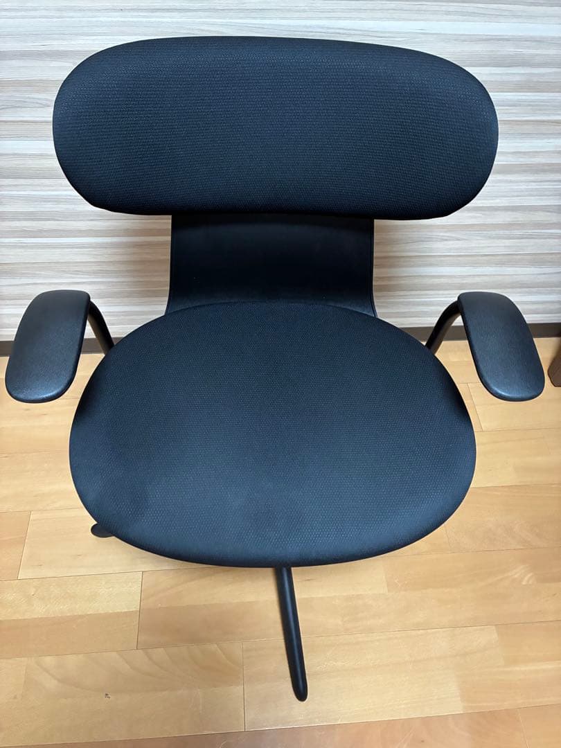 ingLIFE イングライフ　ブラック　椅子