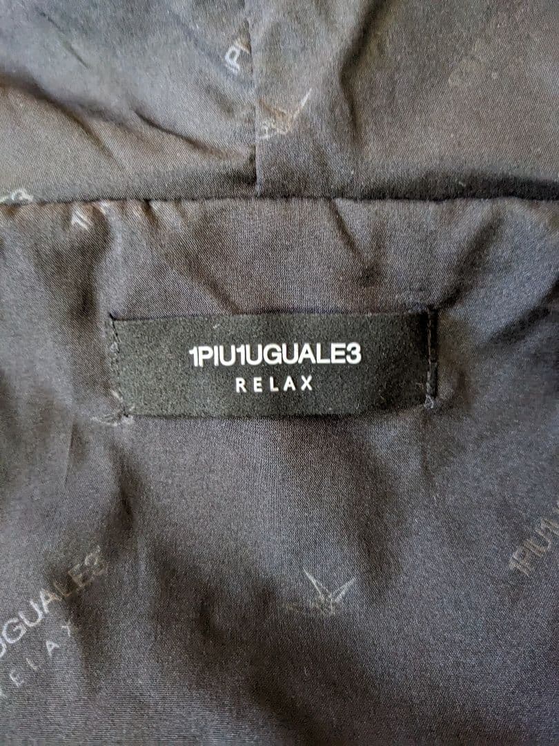1PIU1UGUALE3 RELAX　 ボアパーカー 黒 size XL