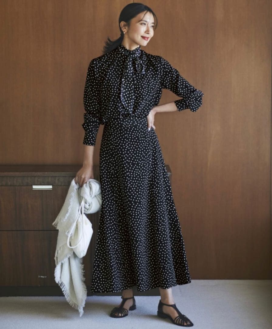 SINME ドット柄　ボウタイブラウス