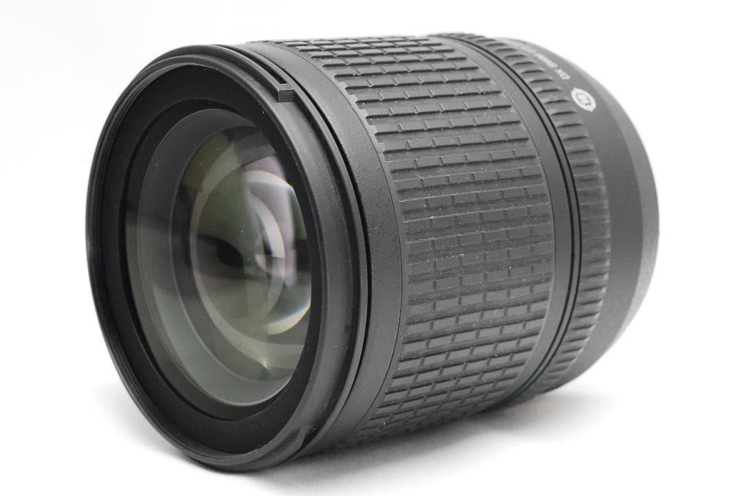 【美品】 ニコン Nikon 18-135mm♥遠近両用レンズ♥レンズフード付