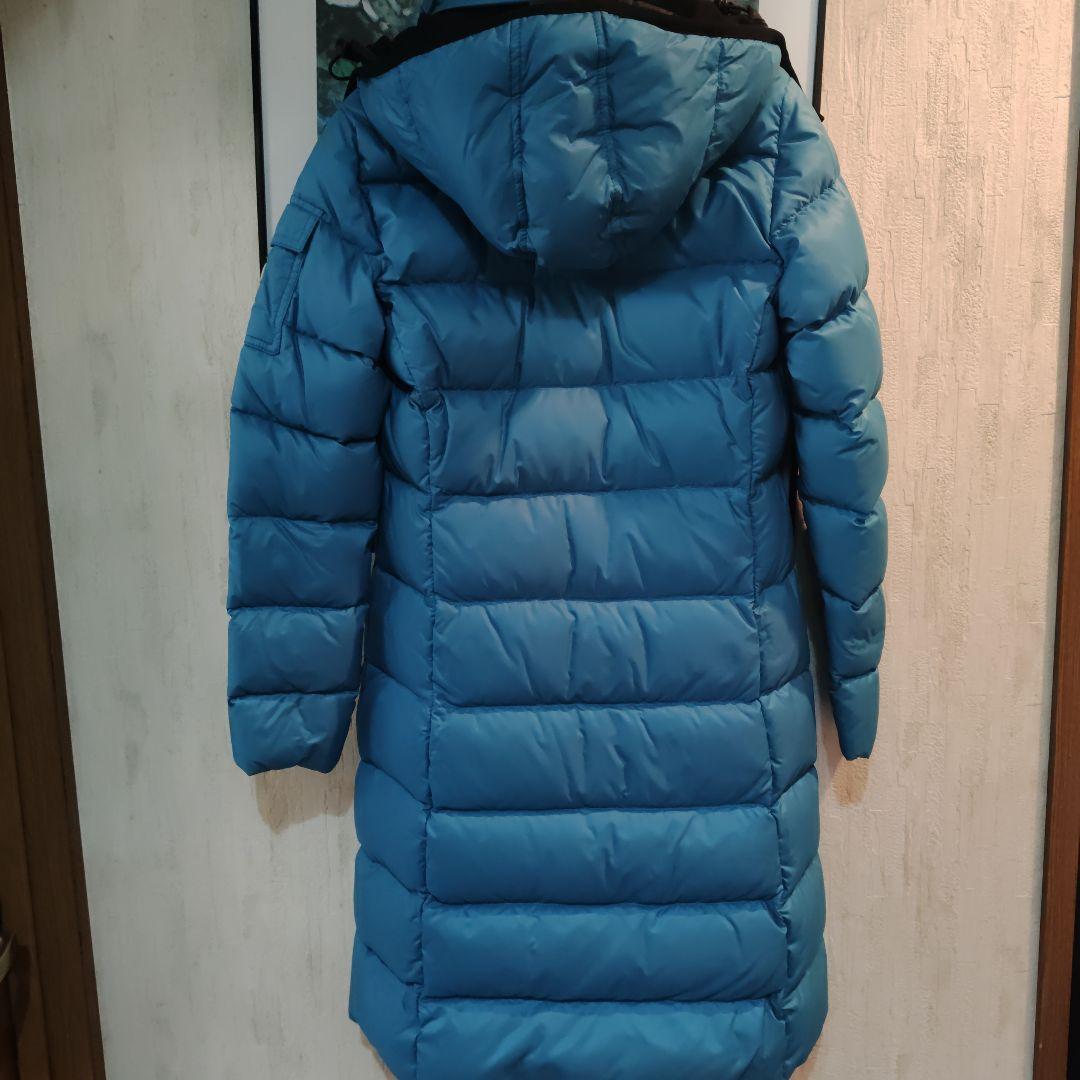 モンクレール青 フード付きダウンジャケット [中古品]