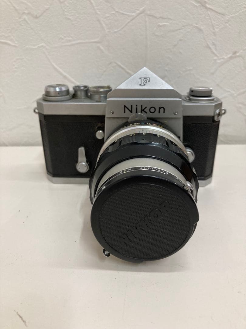 Nikon F フィルムカメラ　レンズ付き