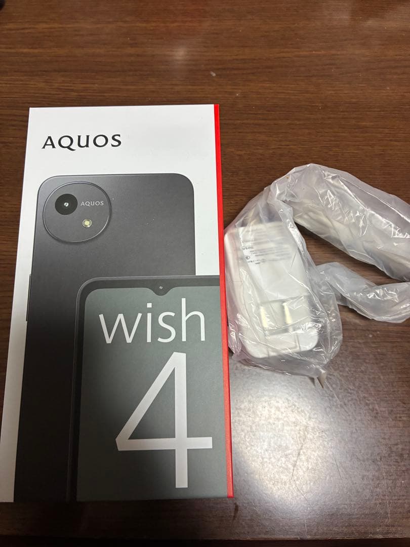 AQUOS wish4スマートフォン 本体