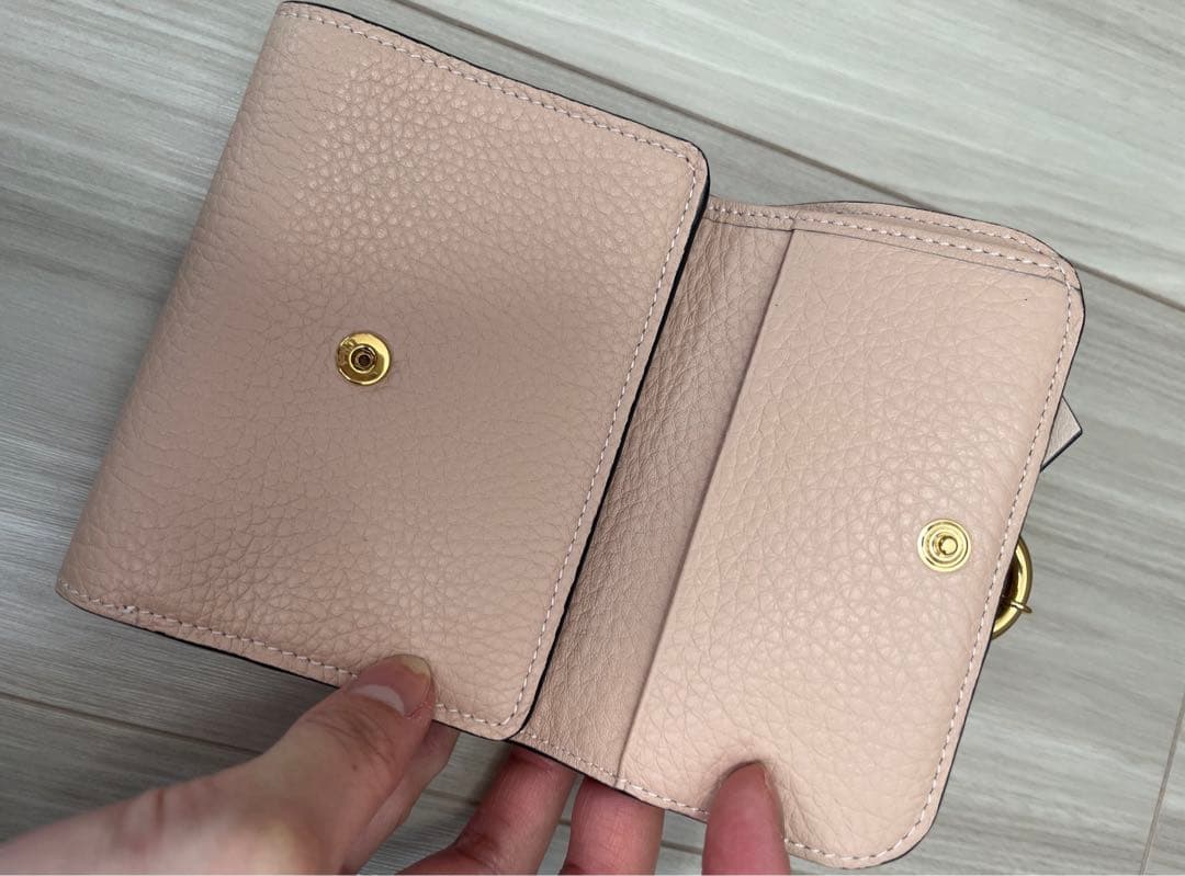 クロエ　ALPHABETミニリフォールドウォレット　ピンク